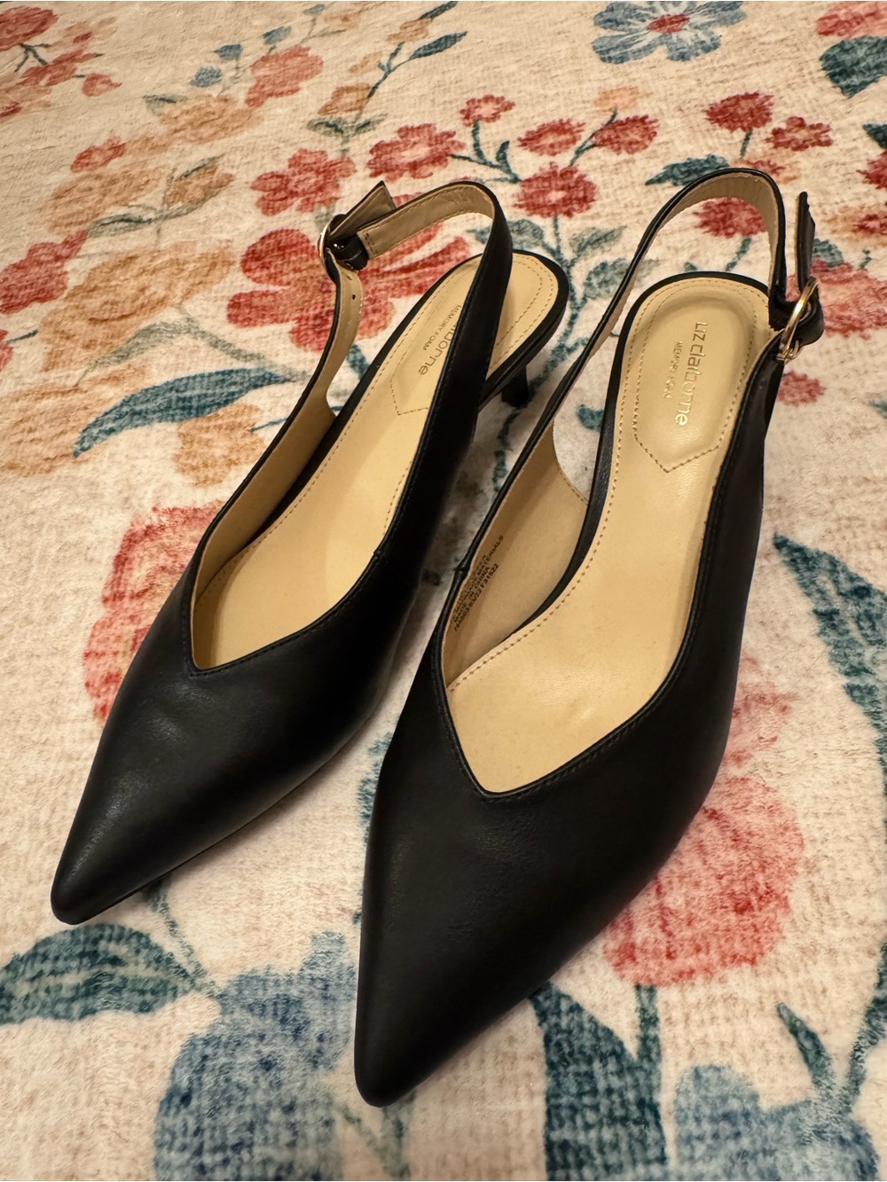 Liz Claiborne Black Pointed Slingback Heels
